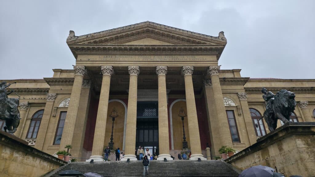 Divadlo Massimo Vittorio Emanuele