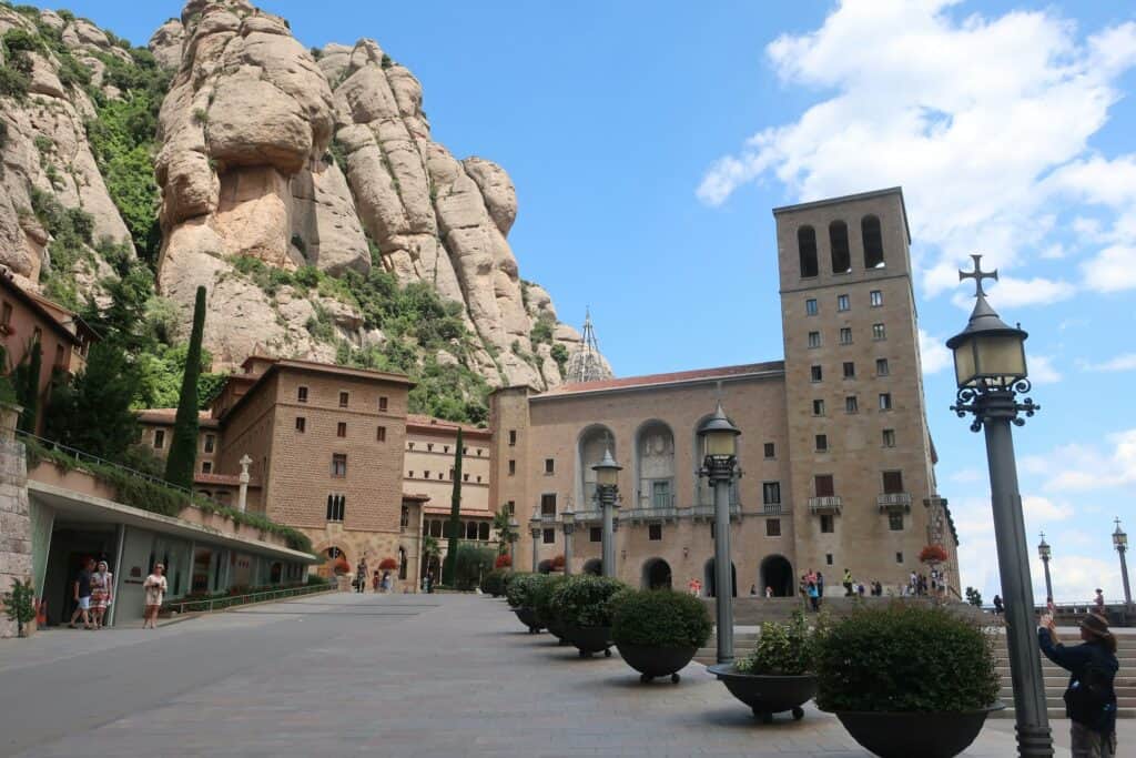 Montserrat vstupenky